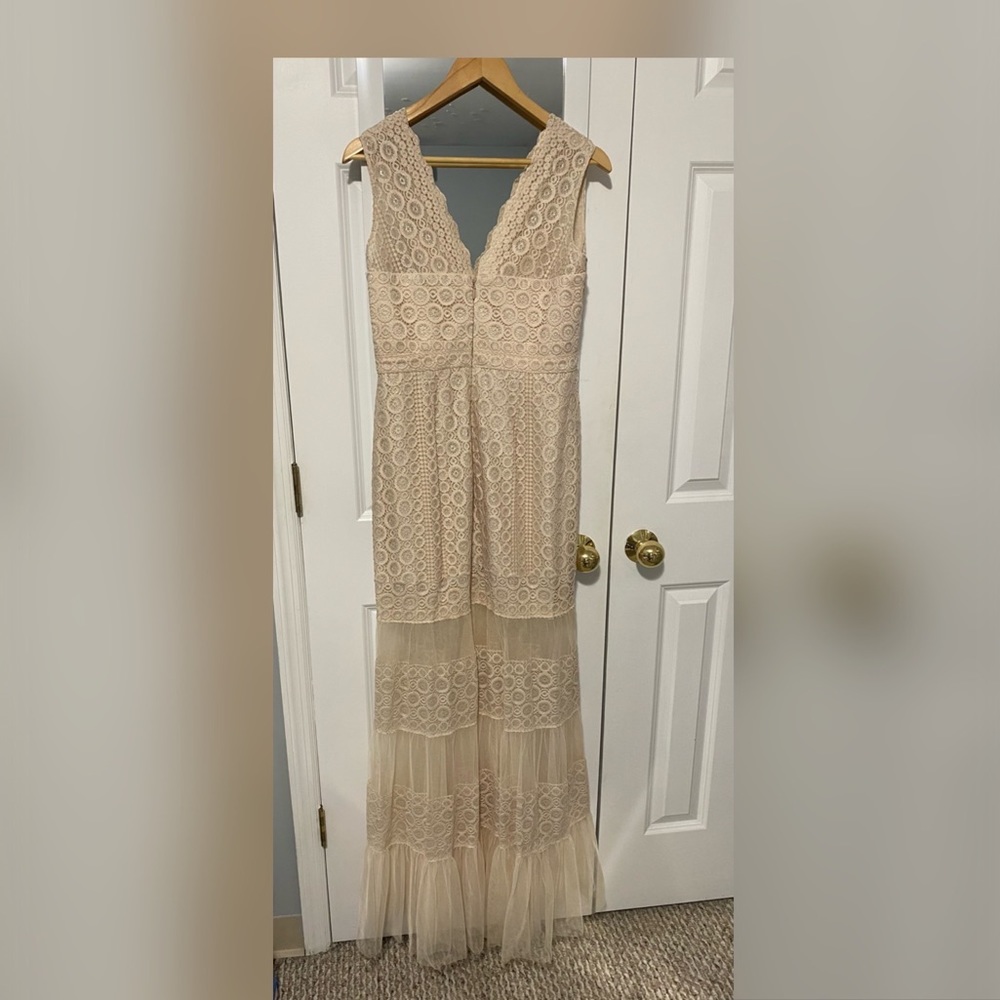 BCBG MaxAzria dress. Size: 12. Only worn once.